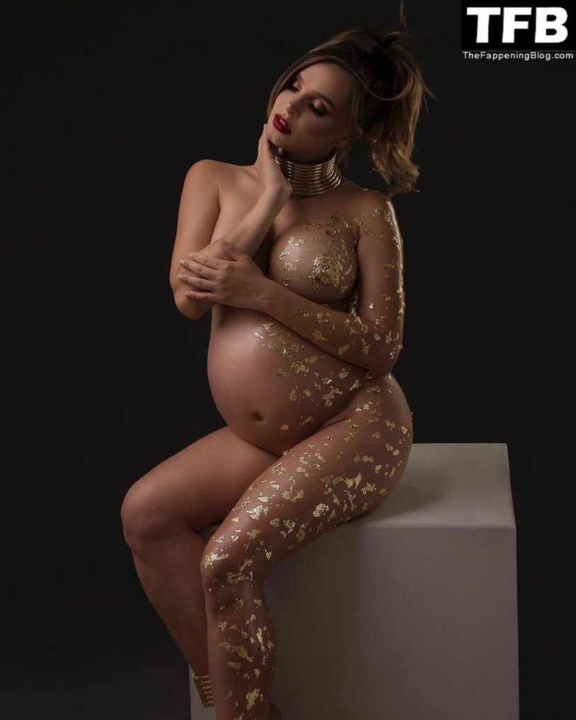 Pregnant photo shoots