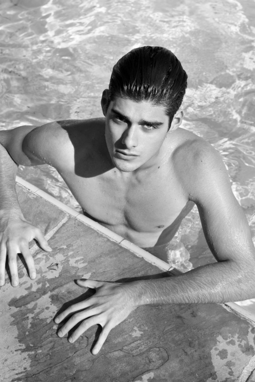 Mateus Almeida Model