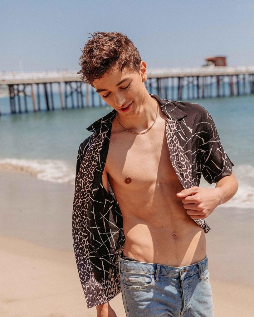 Gavin Cashalet Torsos