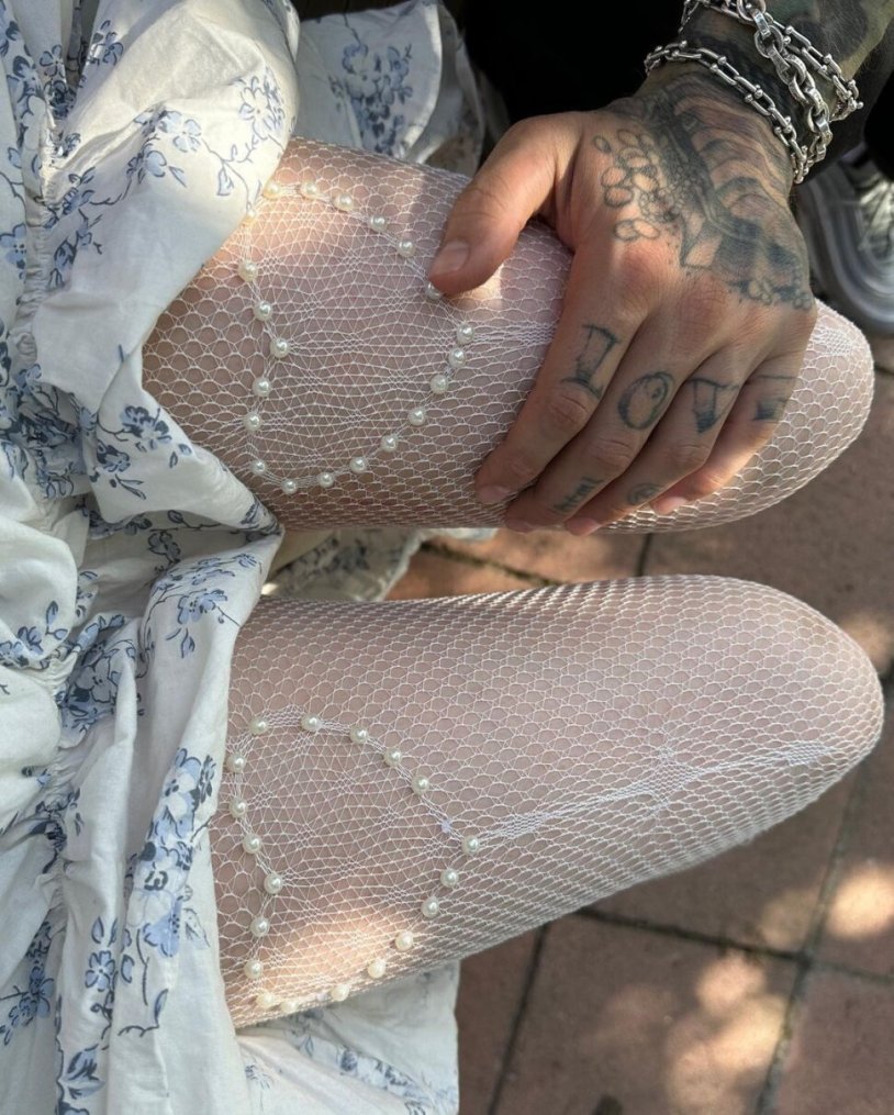 Lace tights