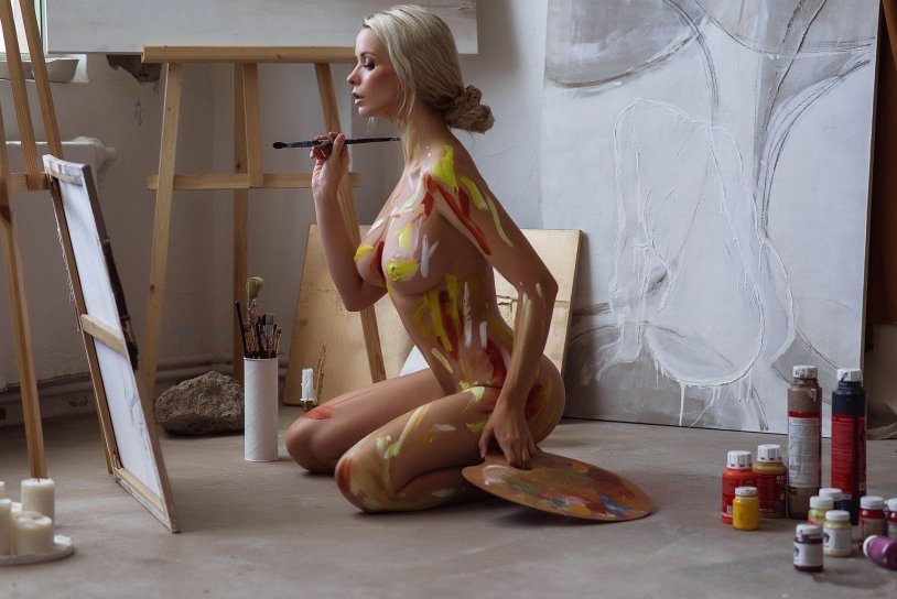 Beautiful naked blondes