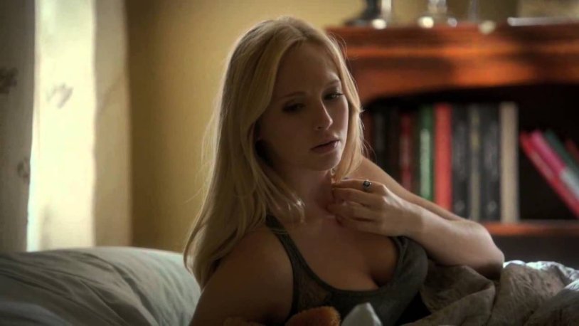 Klaus reads Keroline Gifa