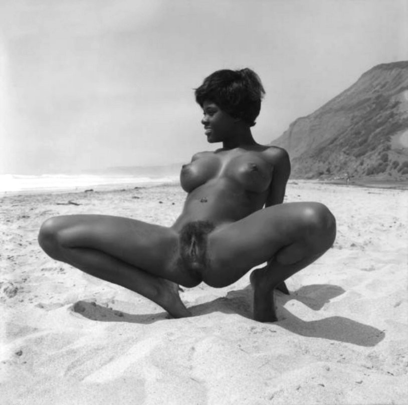 Steatophy Naked Retro