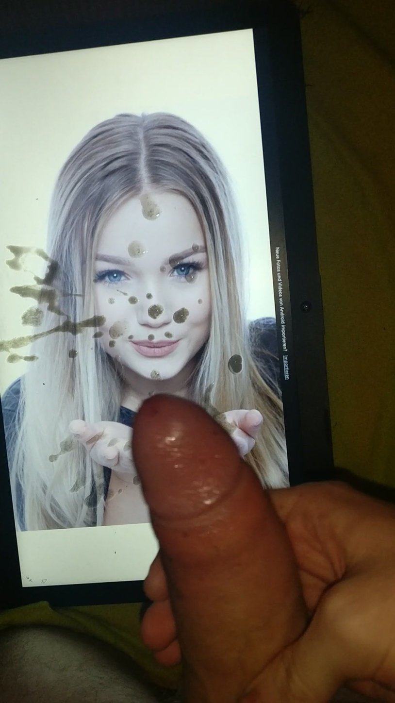 Chloe Grace Motz Cum Tribute