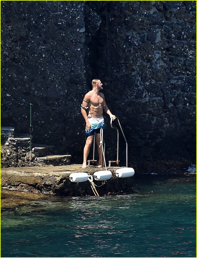 Alexander Ludwig torso