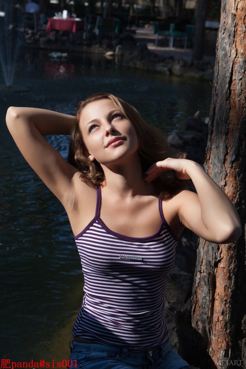 Nikia ahe model Nika Fedorov