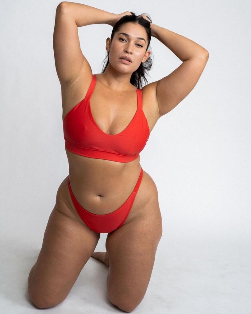 Amanda kay plus model