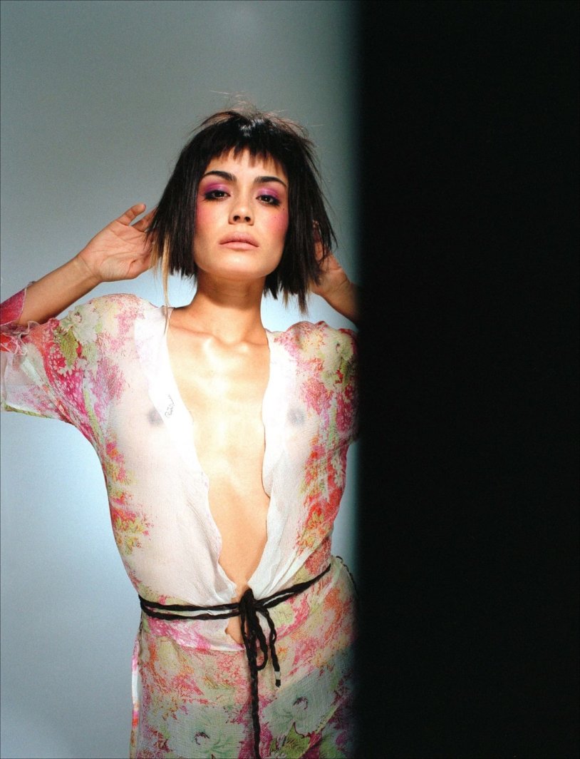 Shannin Sossamon photo shoot