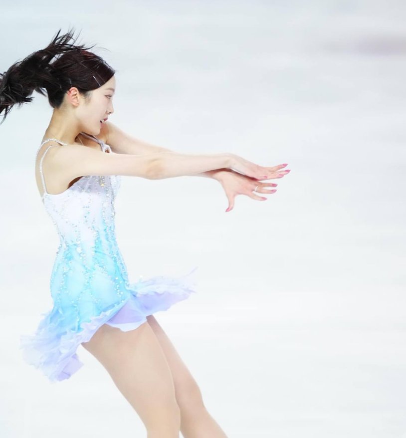 Dress figure skating