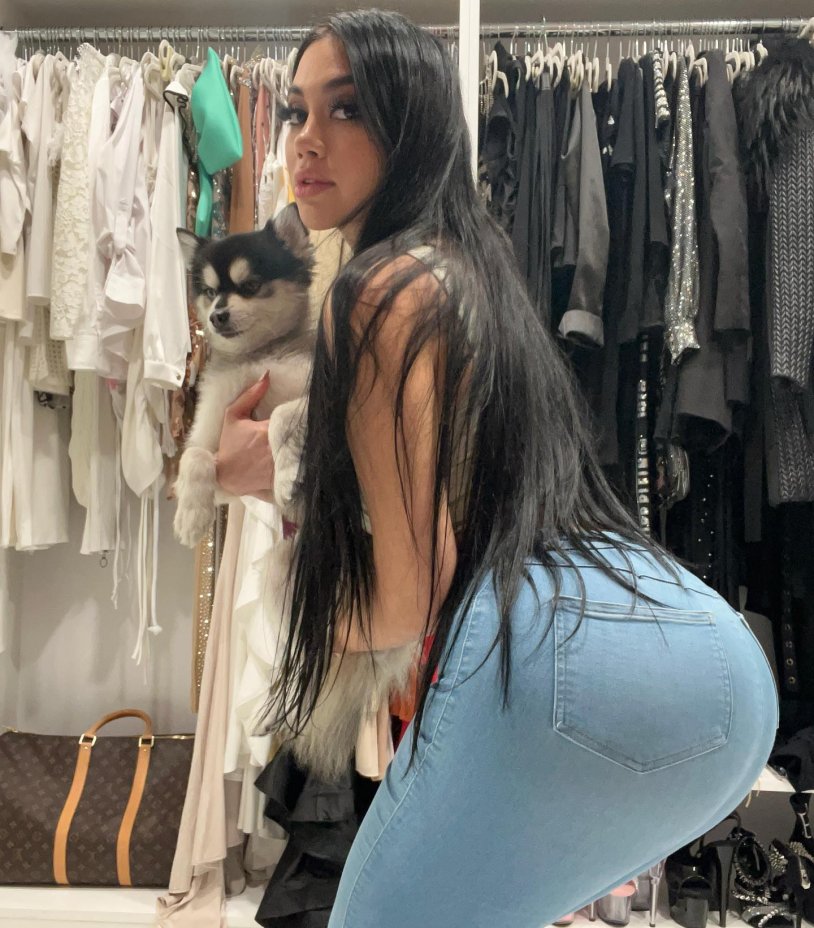 Jailyneojeda onlyfans