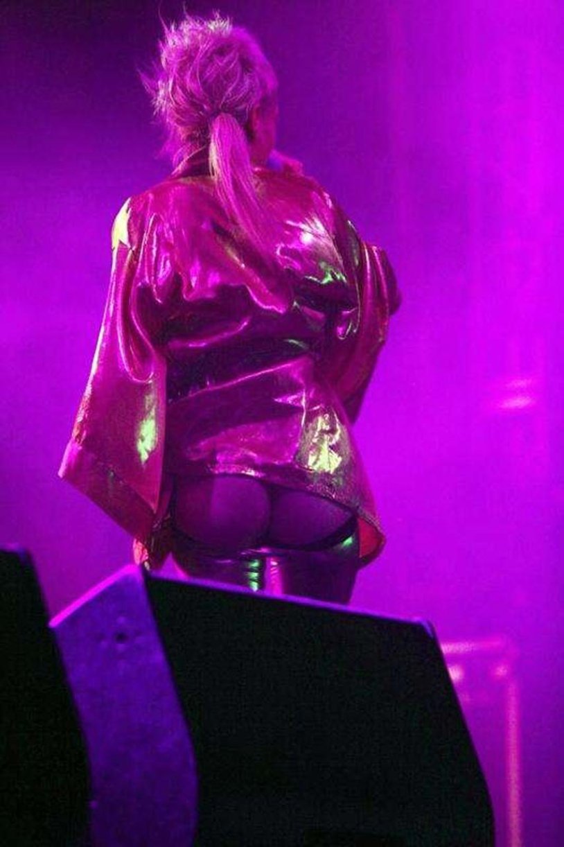 Yolandi Visser Nip Slip