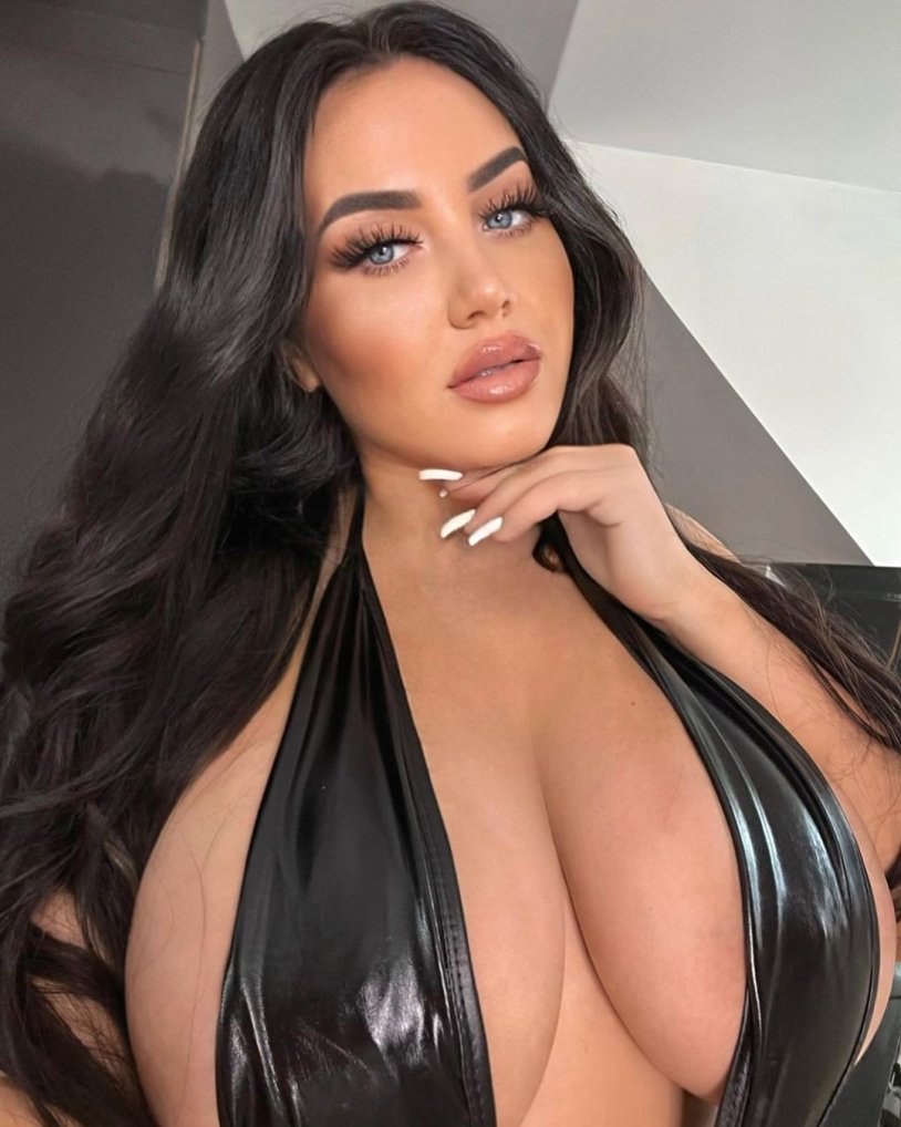 Amy Sophia Instagram