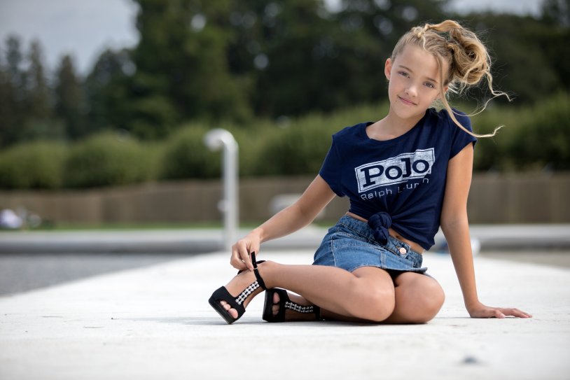 Models Girls Silver Stars