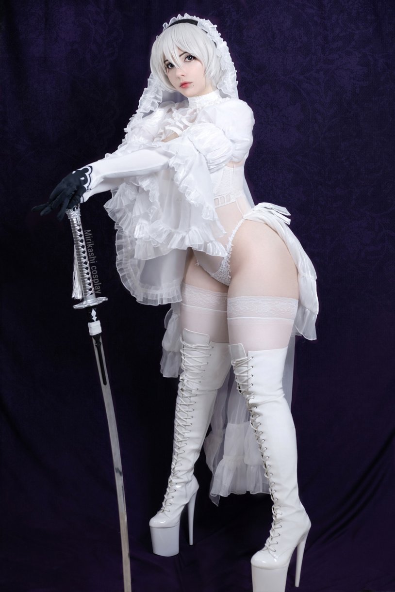 2B cosplay