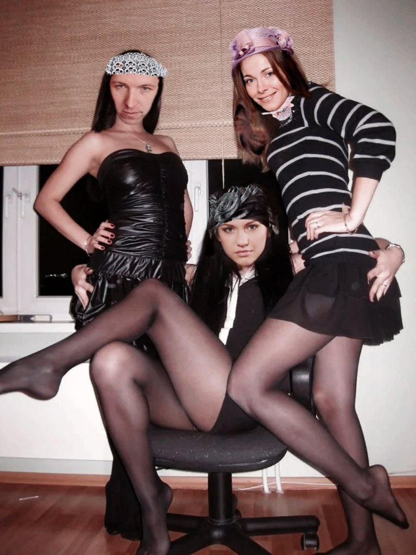 Girls in pantyhose private