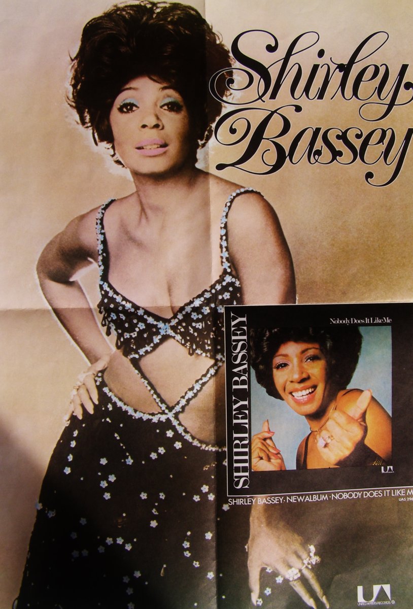 Shirley Bassey Moonraker