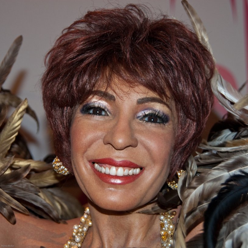 Shirley Bassey 1977