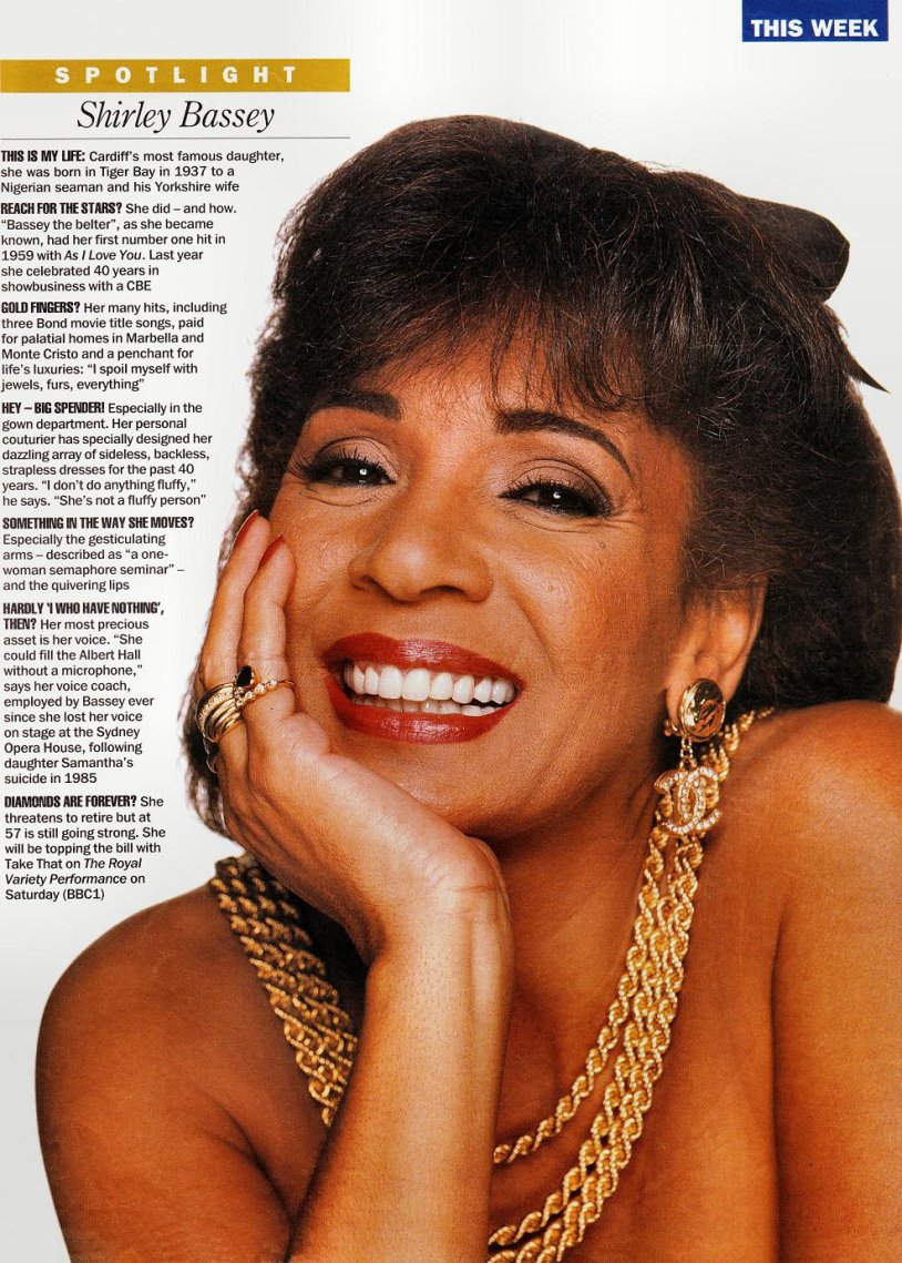 Shirley Bassey the Performance