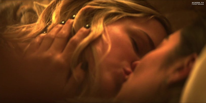 Elizabeth Lael Lail naked