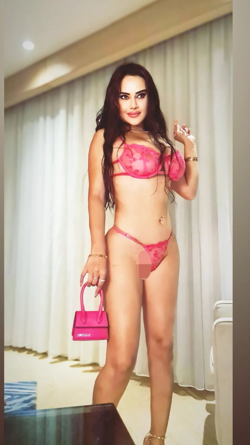 Naked naz mila hidden camera