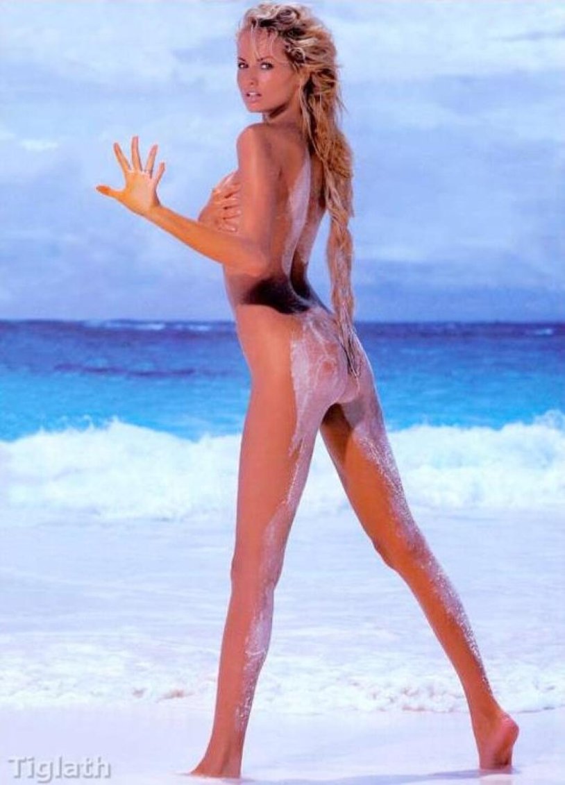 Adrian Schlenarikova playboy