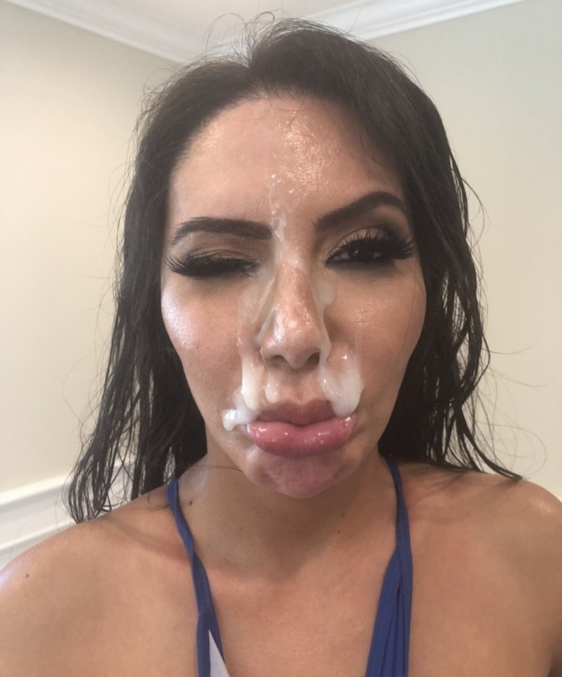 Lila Star Cum on the face