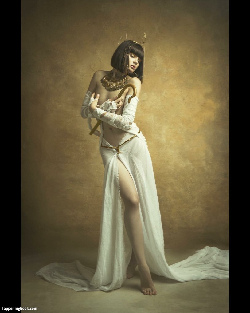 Photo shoot in Cleopatra style