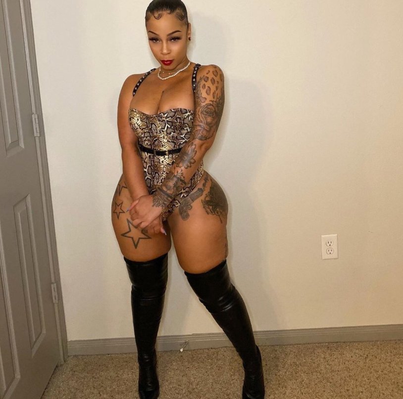 Tattooed naked girls