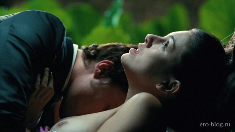 Blanca Suarez Naked Breast