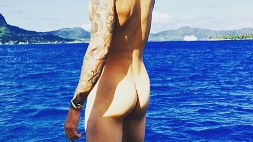 Justin Bieber Naked on Bora Bora