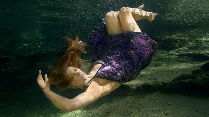 Woman Underwater Drown