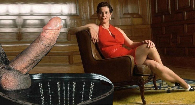 Sigurny Weaver in Porn