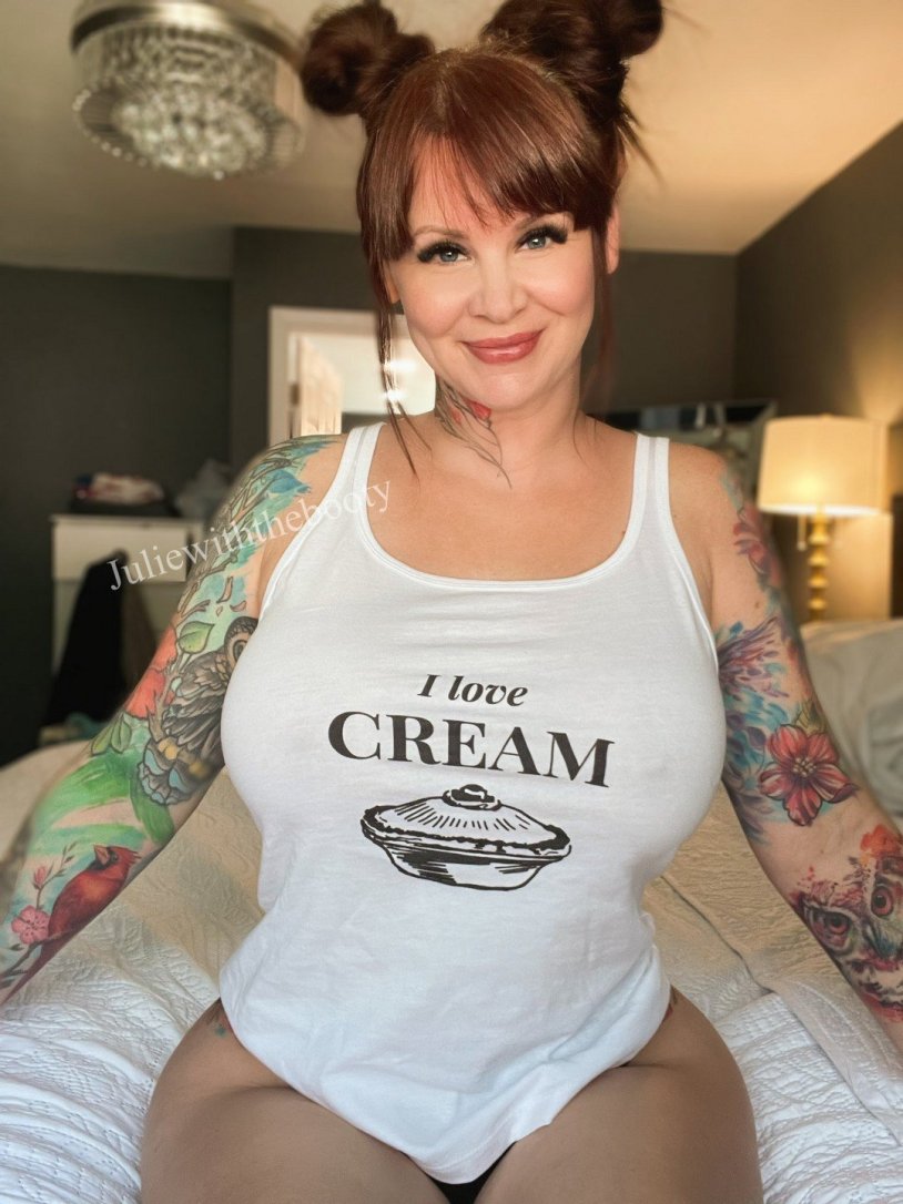 Instadent Julie 44-year-old