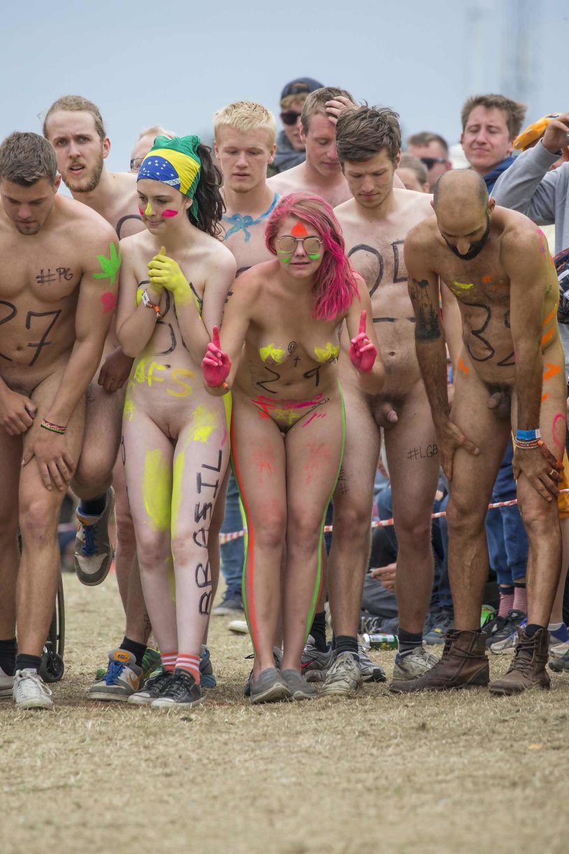 Naked races