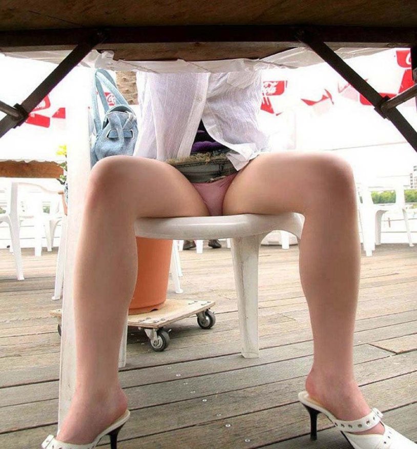 Open TEEN Under Table panties