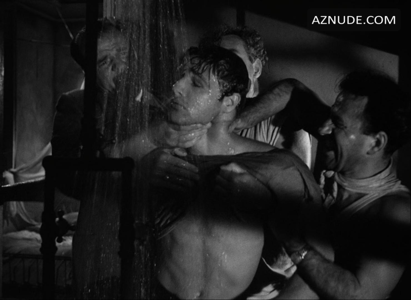 Marlon Brando Naked