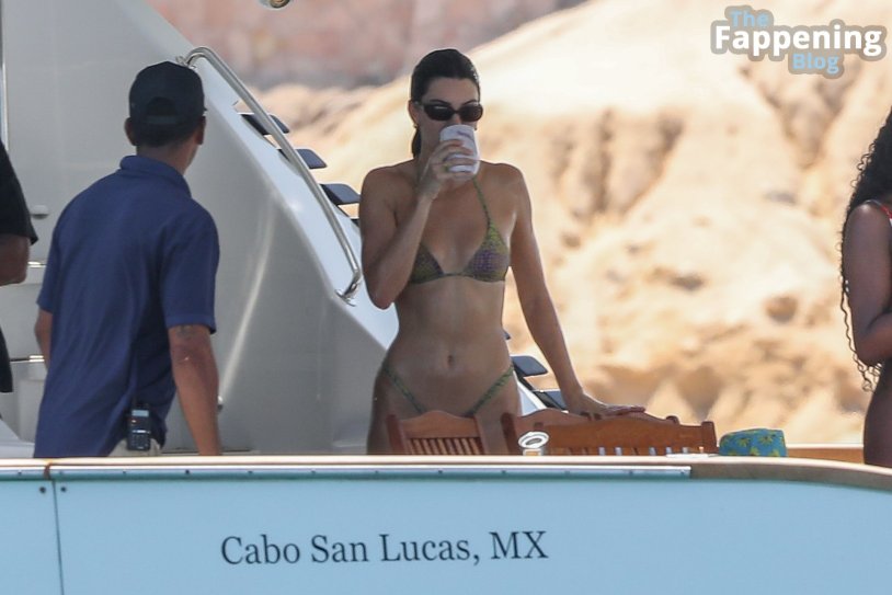 Kendall Jenner in Bikini