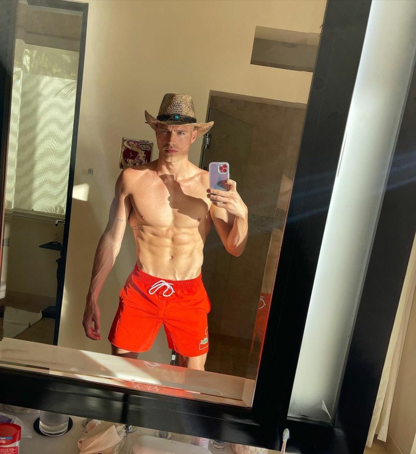 Matthew Noszka Onlyfans