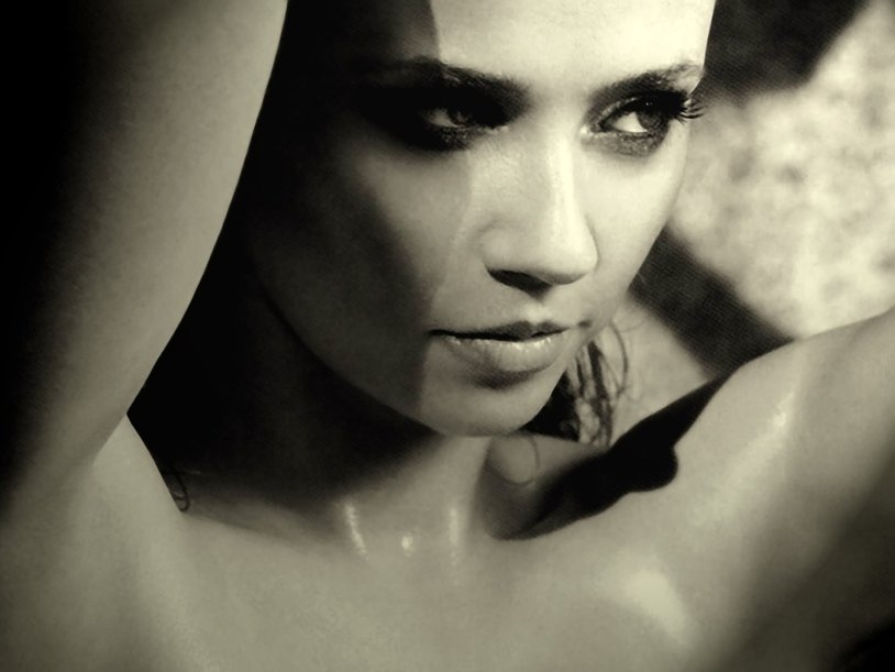 Linda Lazareva photo