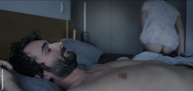 Alison Sudol Nudinka