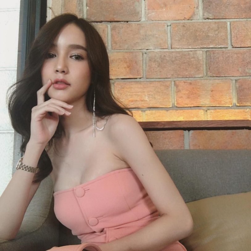 Rinrada Thurapan Hot