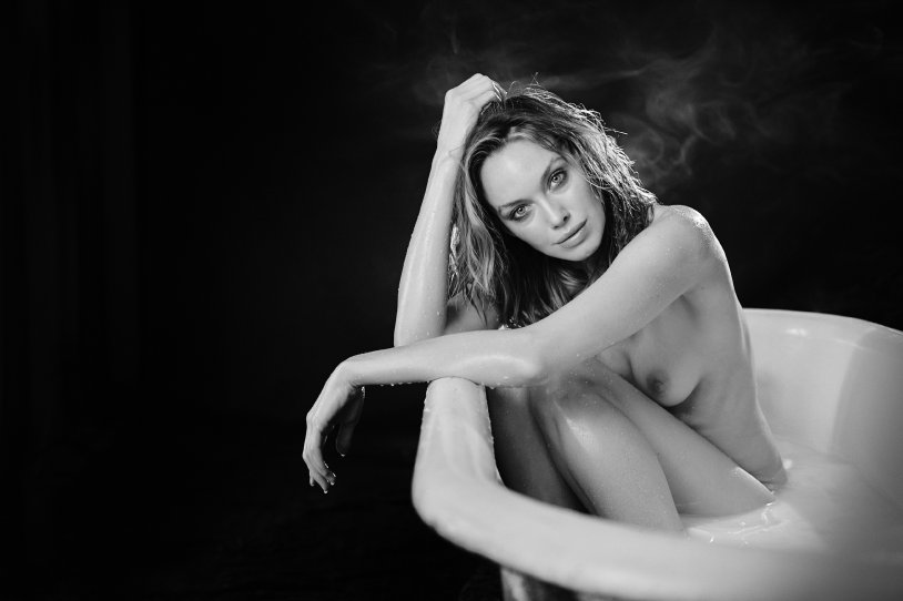 Jamie Hertz naked tits