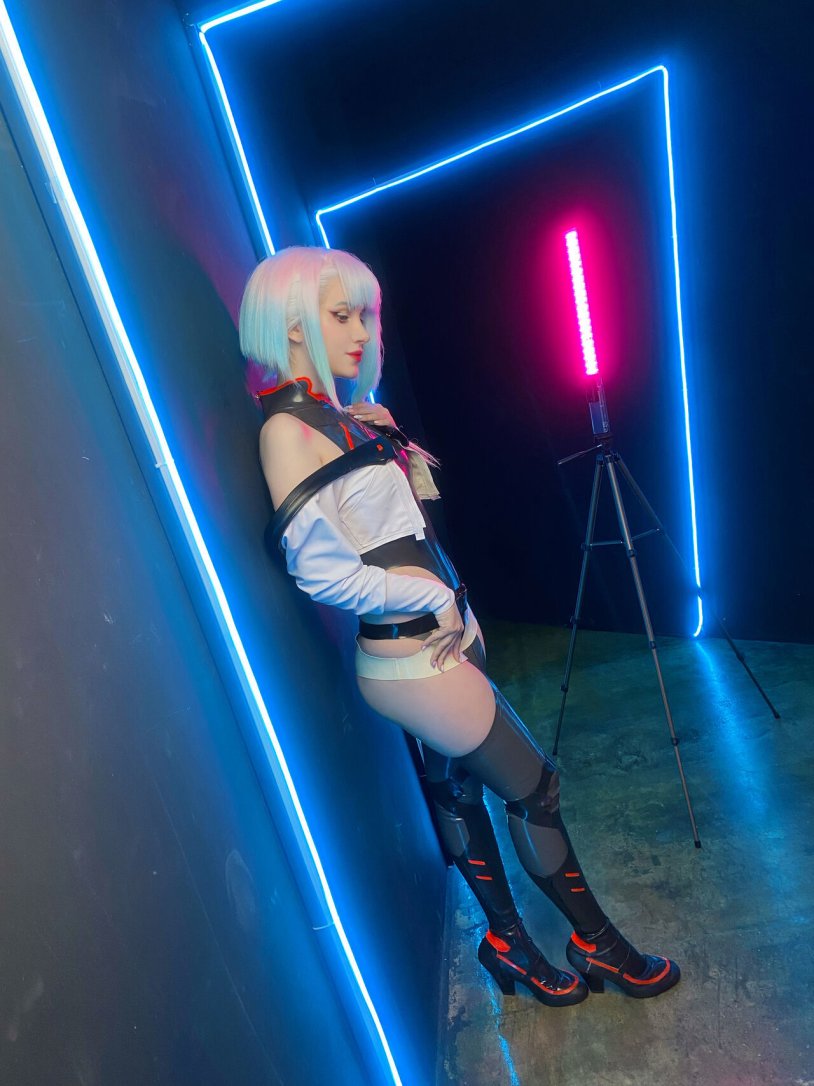 Lucy Cyberpank cosplay