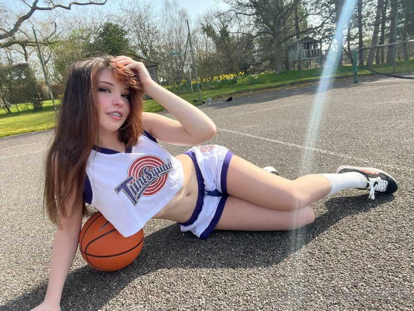 Lola Delphi Porn actress