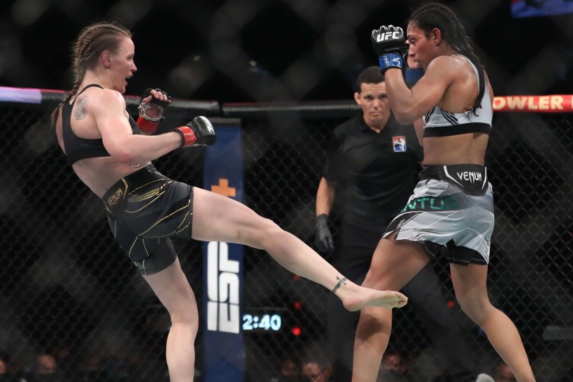 John Enjechik Valentina Shevchenko