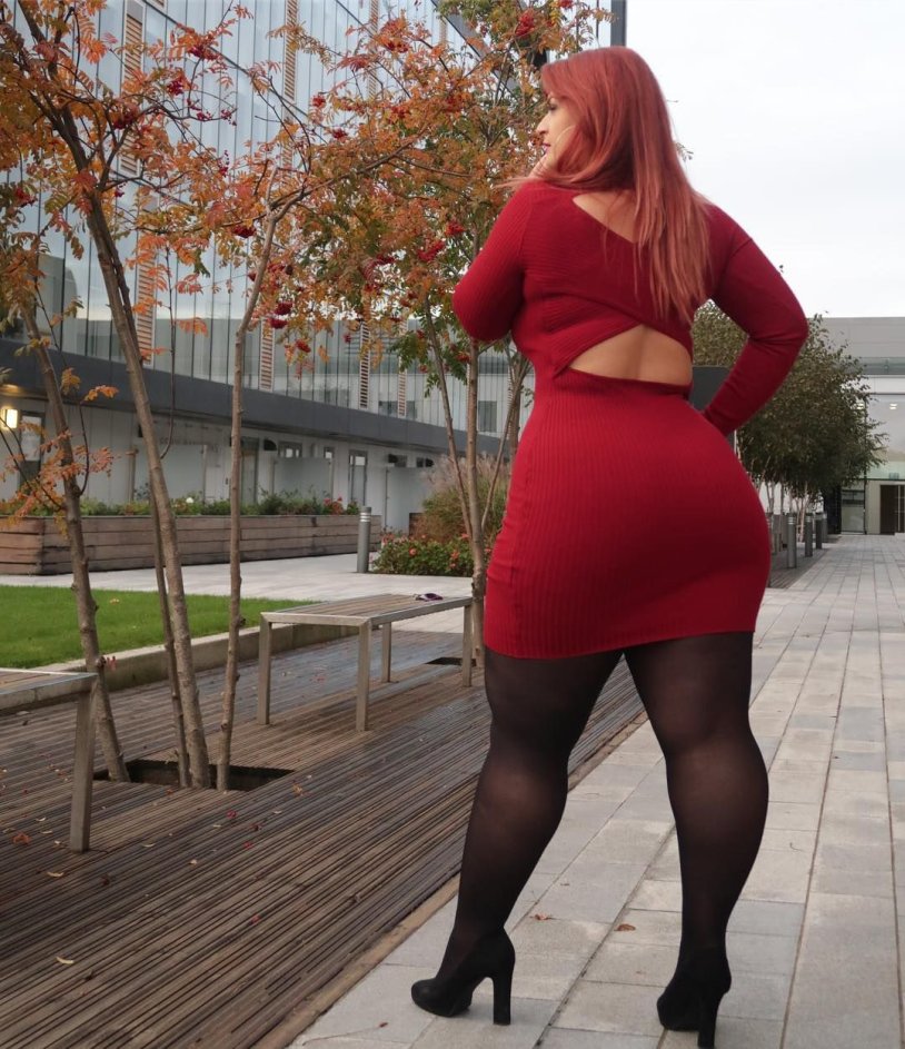 Ioana Chira Plus Size model