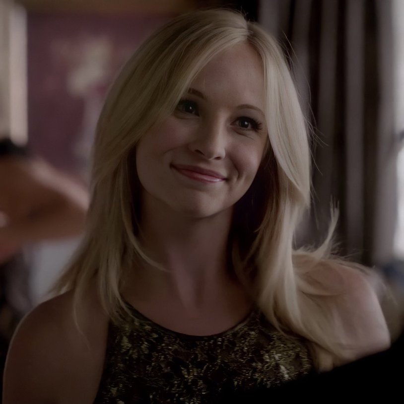 Caroline Forbs Vampire