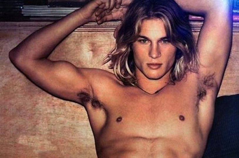 Travis Fimmel Kalvin Klein