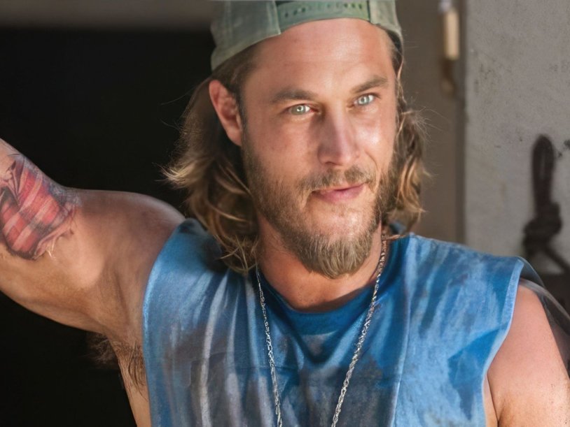 Travis Fimmel and Charlie Hannam