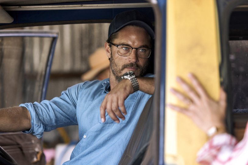 Black Snow Travis Fimmel